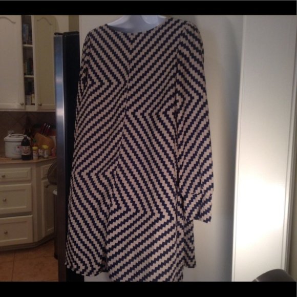 Reborn color block taupe navy pattern dress - Picture 4 of 7